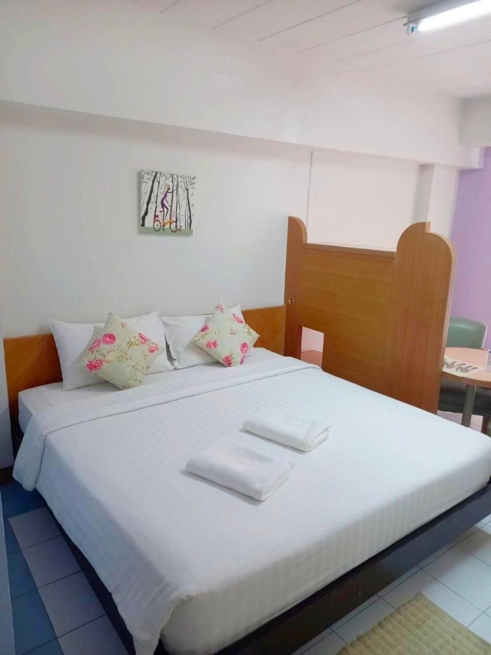 Mansion Sarasinee @ Chatuchak Bangkok Esterno foto